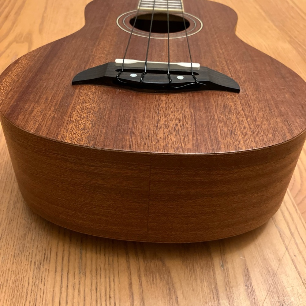 Oscar Schmidt OU2 Ukulele Aloha by Washburn excellent condition - Picture 11 of 16